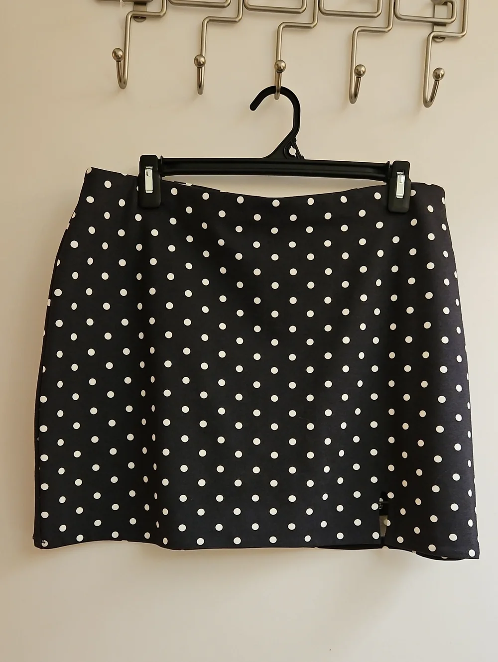 GB Gianni Bini Womens XL Skort Black White Polka Dot Stretch Knit Mini NWT $59